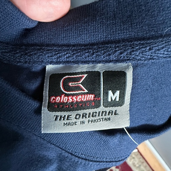 Colosseum Athletics Officially Licensed Apparel University of CT Sz M Tee NWT - Picture 4 of 8